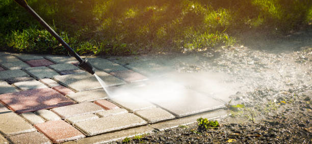 Best Graffiti Removal  in Gwinn, MI